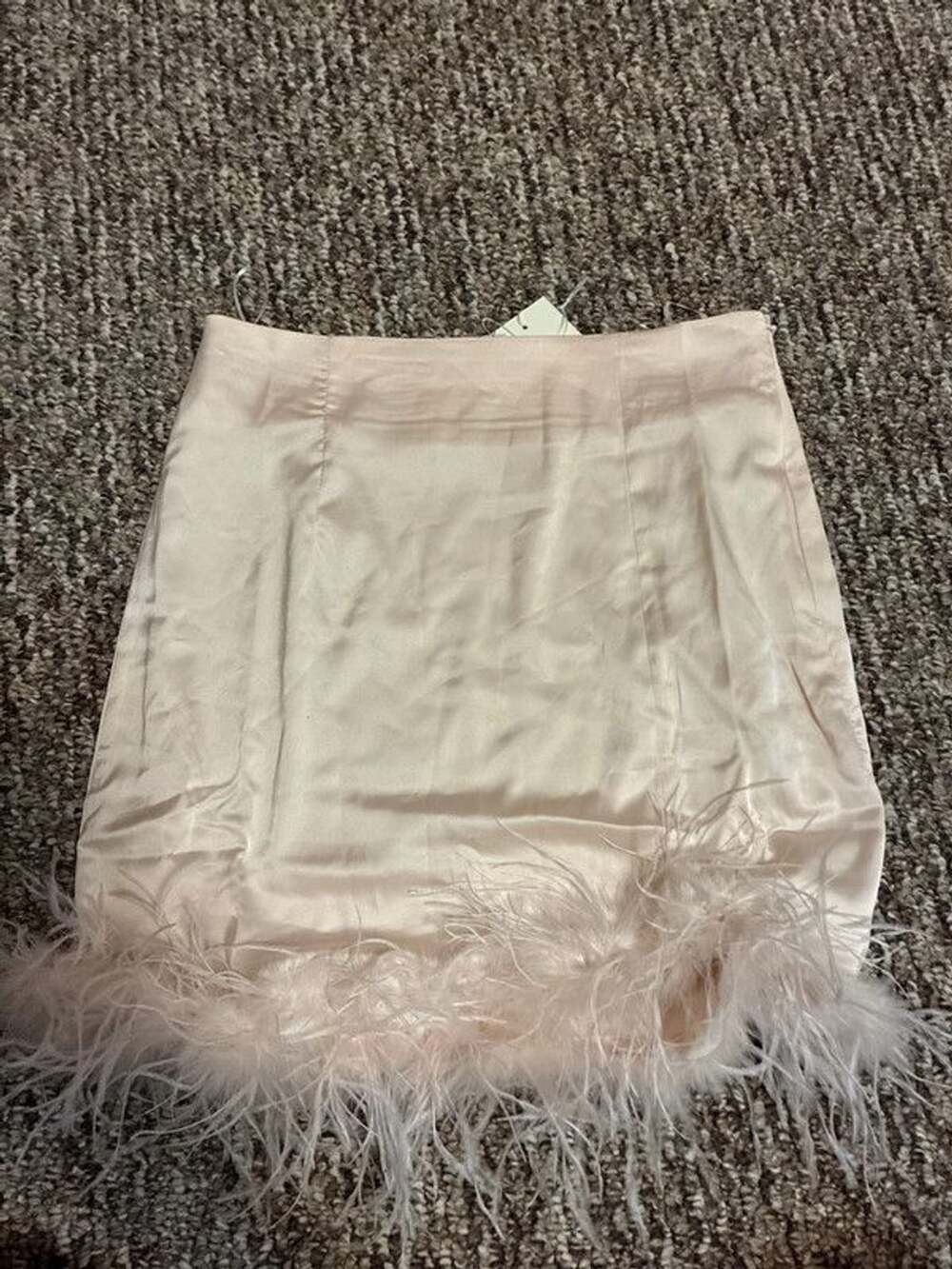 Women’s sz small nwt endless blu miniskirt pink silky feather edge